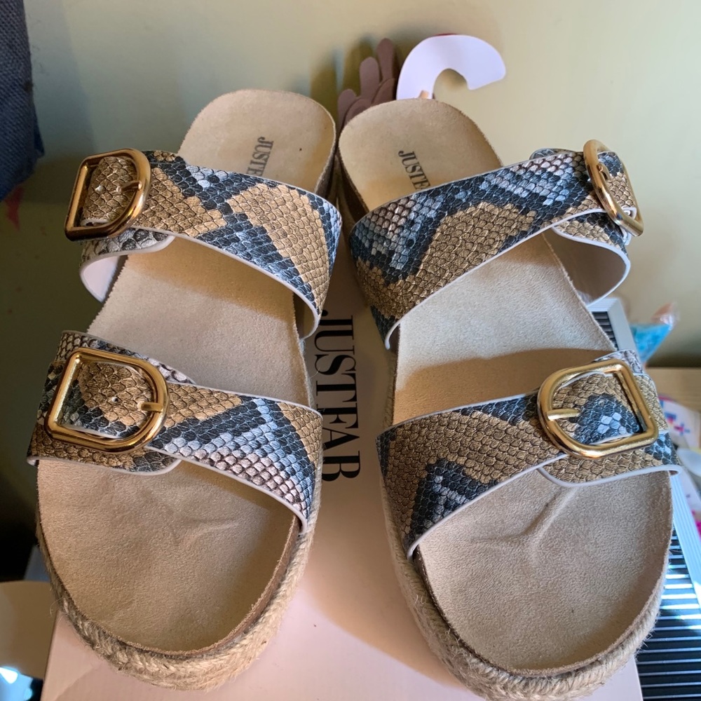 Multi snake cisale sandal
